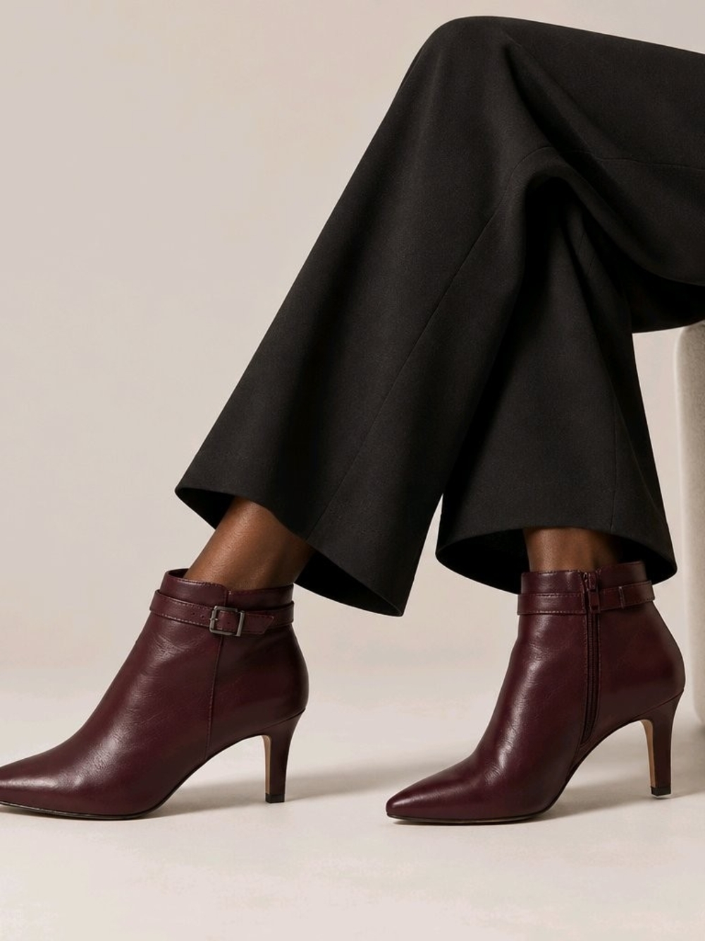 Clarks Illeana Calla Burgundy Leather Ankle Boots - Size 7.5